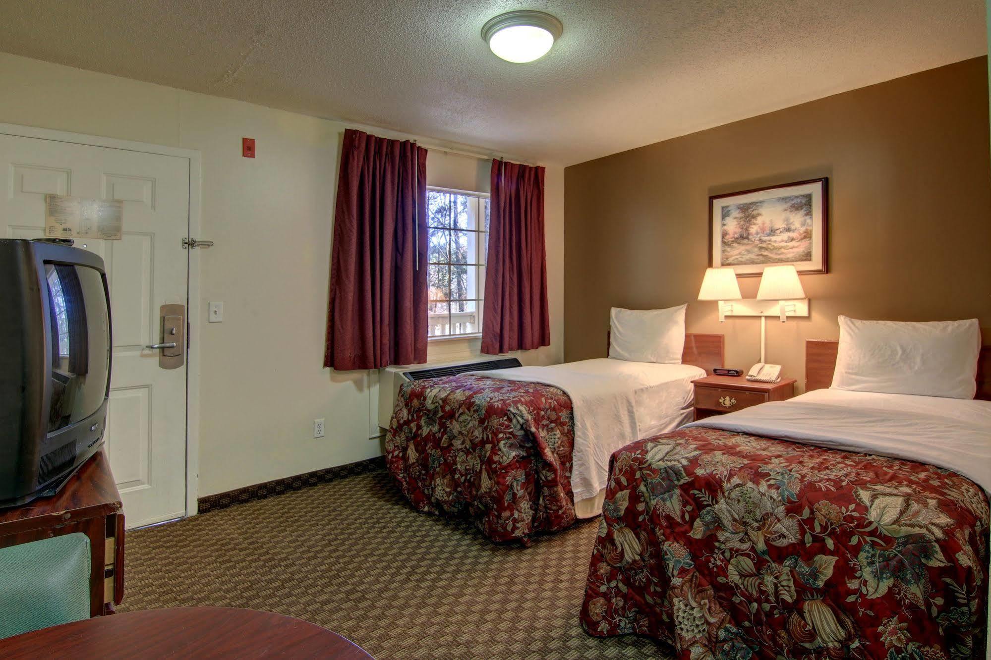 Intown Suites Extended Stay Atlanta Ga - Suwanee Extérieur photo